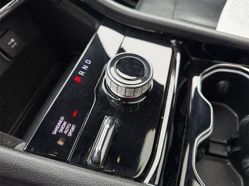 Certified 2022 Jeep Grand Cherokee L Limited image 23