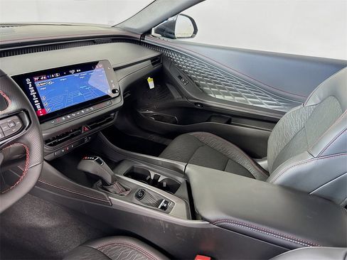 Used 2025 Dodge Charger R/T w/ Quick Order Package 25M R/T image 25