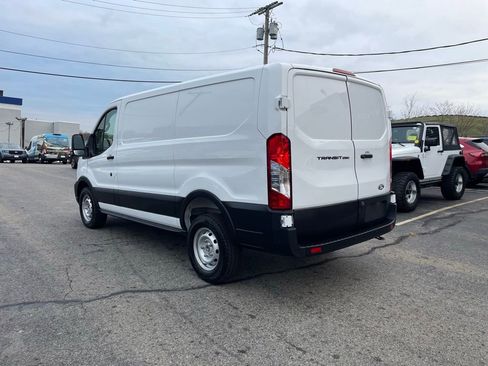 New 2026 Ford Transit 250 Low Roof RWD image 25