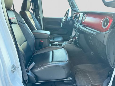 Used 2021 Jeep Wrangler Unlimited Rubicon w/ Uconnect 4C Nav & Sound Group AWD/4WD image 7