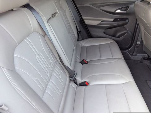 Used 2024 Buick Envista Avenir image 13