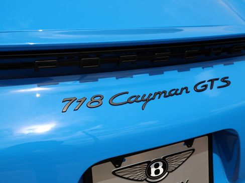 Used 2024 Porsche 718 Cayman GTS RWD image 11