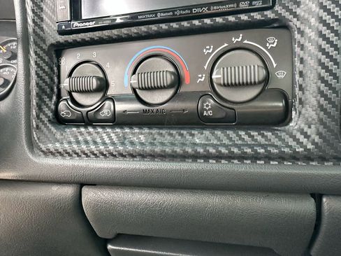 Used 2001 Chevrolet Silverado 2500 LS image 39