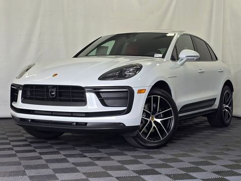 New 2026 Porsche Macan AWD/4WD image 1