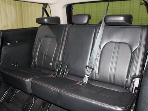 Used 2021 Ford Expedition Max Platinum image 26