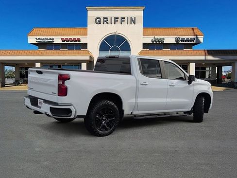 Used 2022 Chevrolet Silverado 1500 RST AWD/4WD image 4