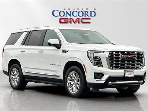 Used 2025 GMC Yukon Denali image 2