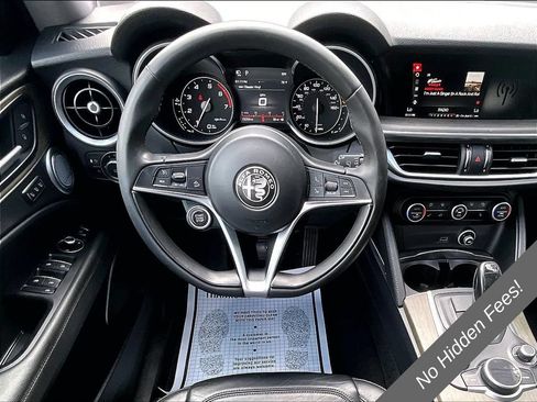 Used 2019 Alfa Romeo Stelvio Ti AWD/4WD image 5