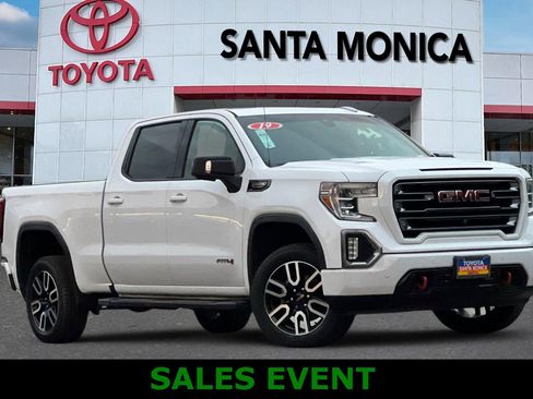 Used 2019 GMC Sierra 1500 AT4 w/ AT4 Premium Package image 2