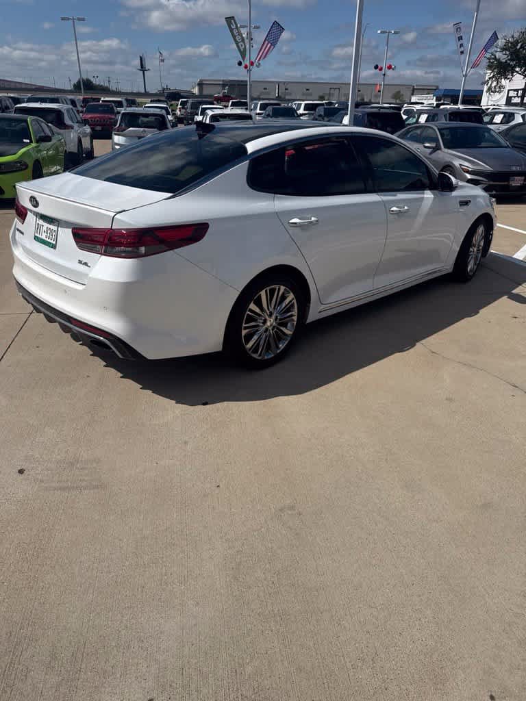 Used 2016 Kia Optima SX w/ Chrome Wheel Package FWD image 4