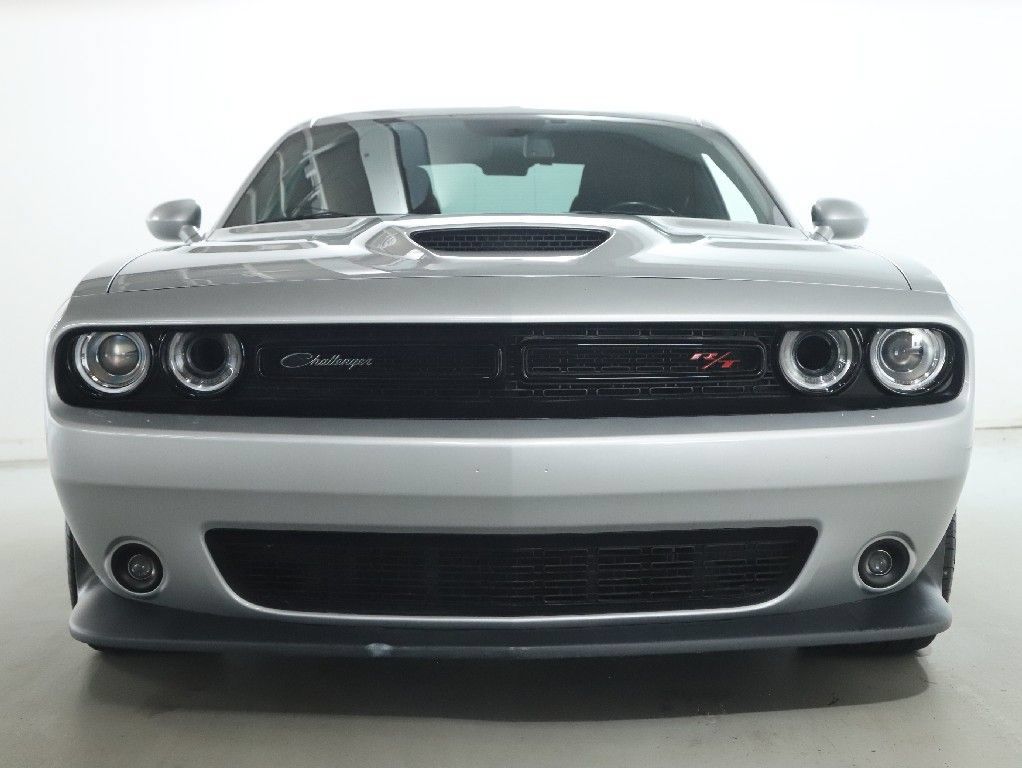 Used 2020 Dodge Challenger R/T Scat Pack w/ Dynamics Package RWD image 5