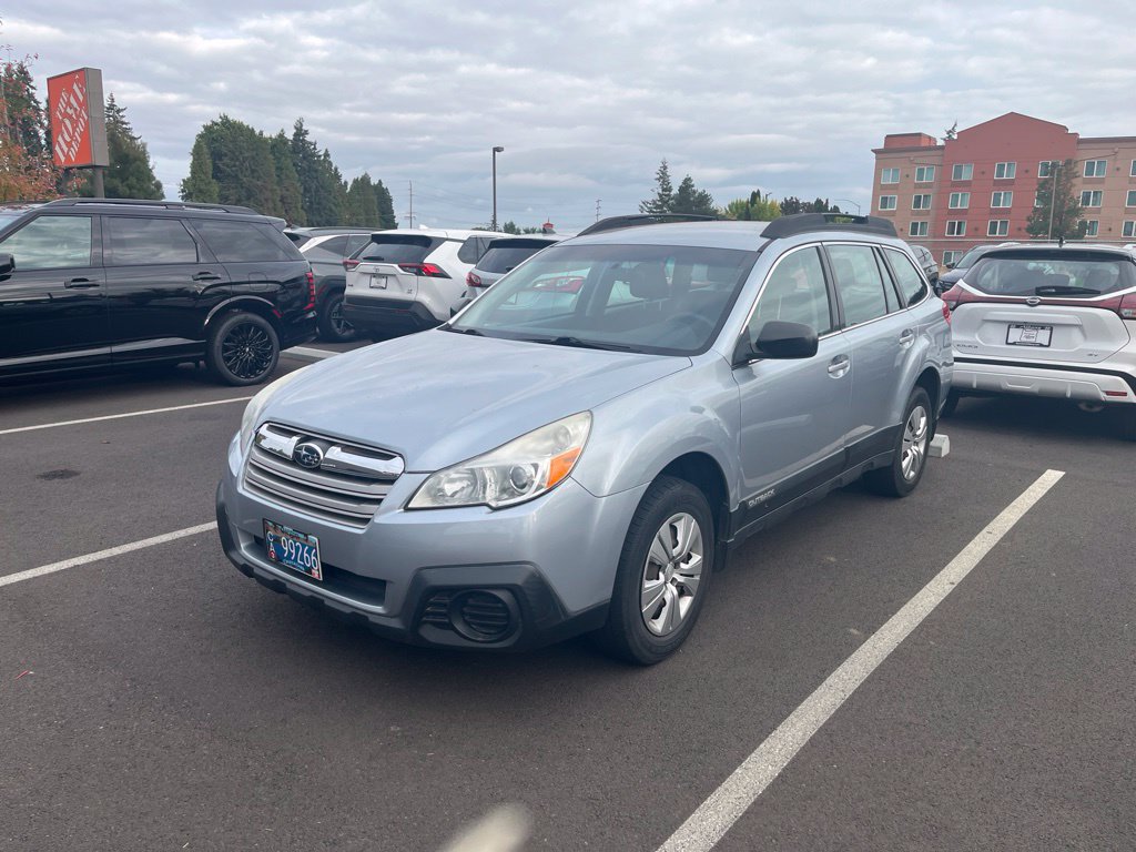 Used 2014 Subaru Outback 2.5i AWD/4WD image 2