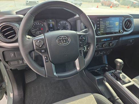 Used 2023 Toyota Tacoma TRD Off-Road AWD/4WD image 27