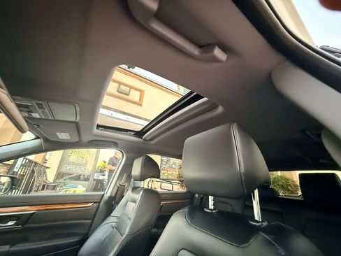 Used 2019 Honda CR-V EX-L image 27