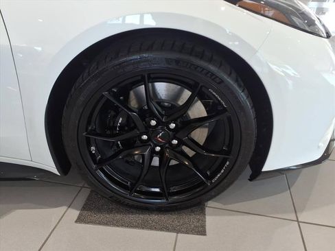 New 2027 Chevrolet Corvette Grand Sport w/ Z52 Sport Performance Package RWD image 11