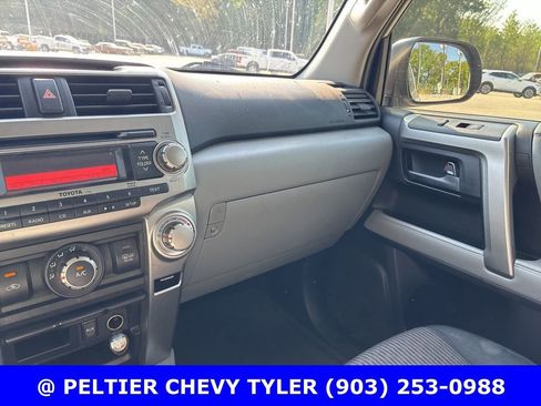Used 2012 Toyota 4Runner SR5 image 14
