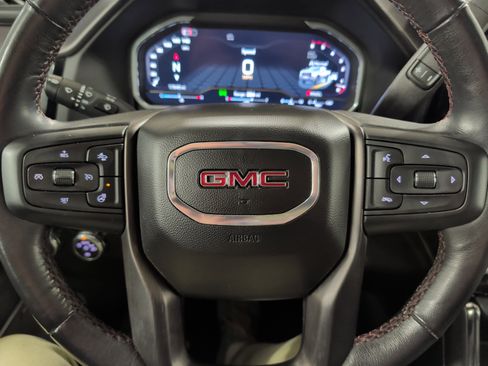 Used 2024 GMC Sierra 2500 AT4X image 9