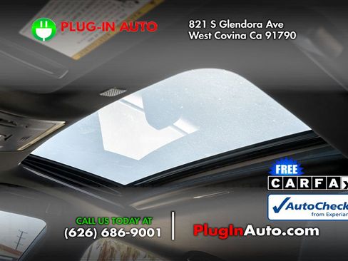 Used 2022 Lexus IS 300 w/ Premium Package image 7