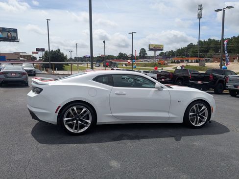 Used 2022 Chevrolet Camaro SS RWD image 4
