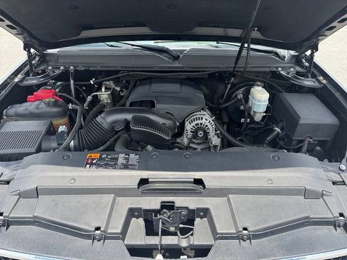 Used 2012 Chevrolet Avalanche LT RWD image 18