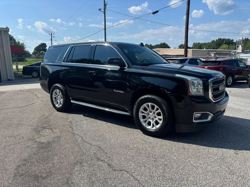 Used 2017 GMC Yukon SLT w/ Open Road Package RWD image 5