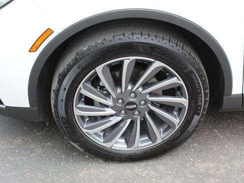 Certified 2023 Lincoln Corsair Reserve w/ Equipment Group 201A AWD/4WD image 12