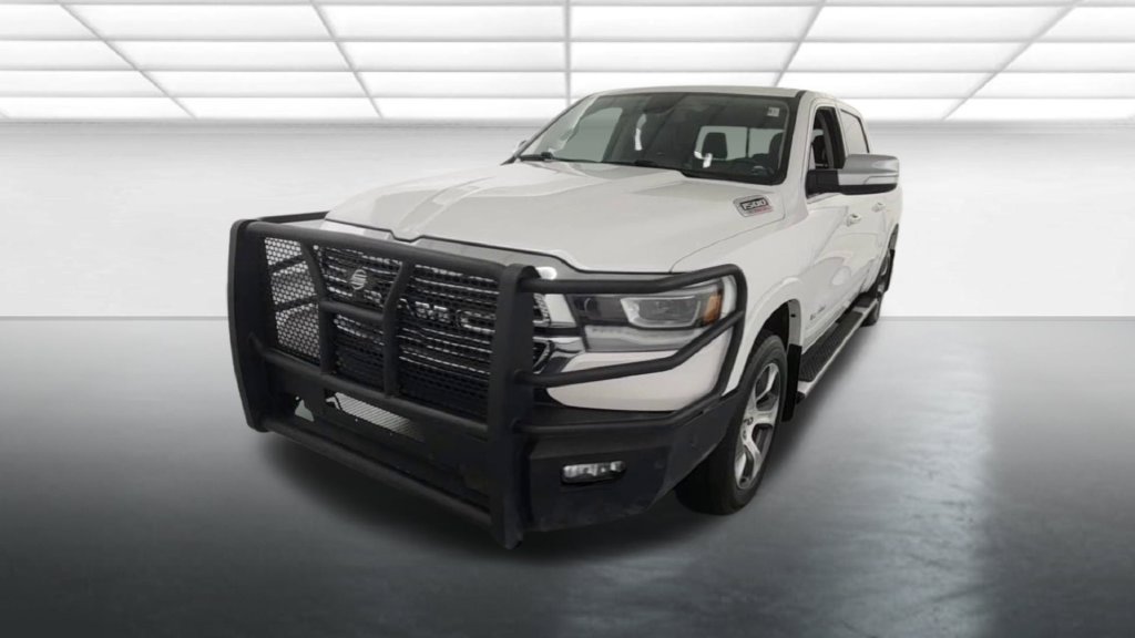 Used 2020 RAM 1500 Laramie AWD/4WD image 3