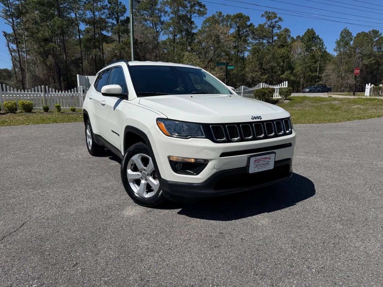 Used 2019 Jeep Compass Latitude AWD/4WD image 40