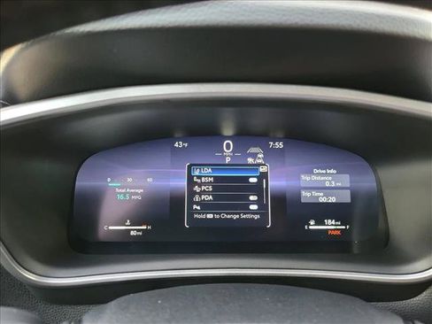 Used 2026 Toyota Corolla Cross XLE image 21