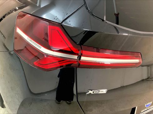 Used 2025 BMW X3 xDrive30i w/ Premium Package image 28