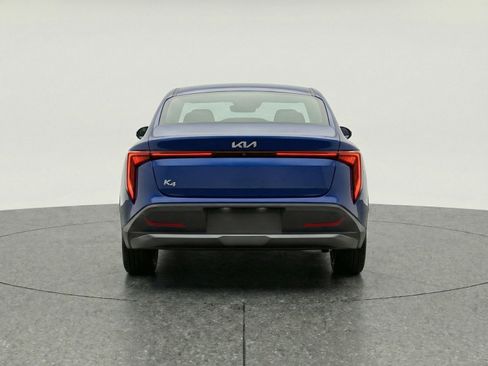 Used 2025 Kia K4 LXS image 7