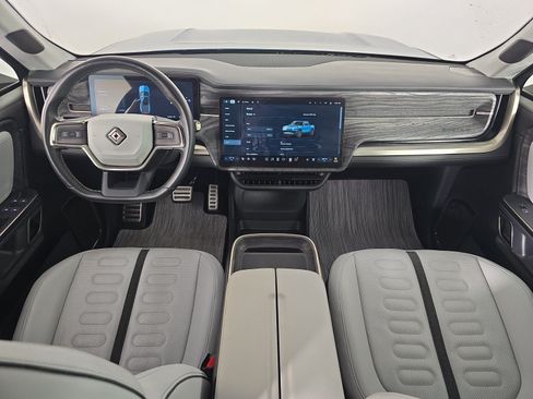 Used 2022 Rivian R1T Adventure AWD/4WD image 25