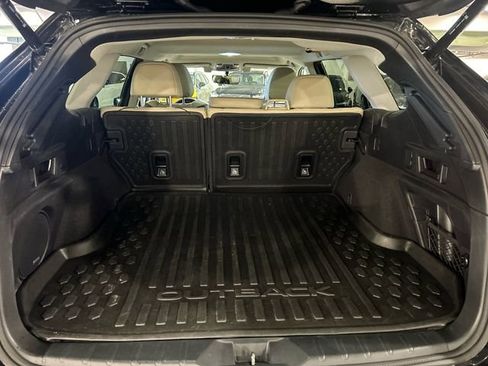 Used 2022 Subaru Outback Limited image 27