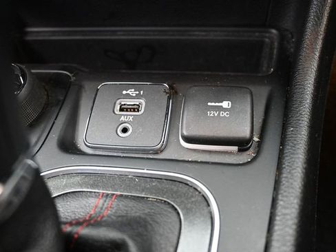 Used 2021 Jeep Cherokee Trailhawk w/ Premium Leather Package image 27