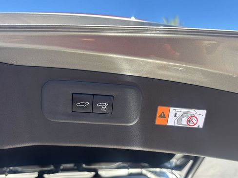 Used 2025 Lexus NX 350h AWD w/ Premium Package image 22