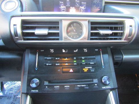 Used 2014 Lexus IS 250 image 19