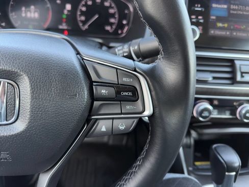 Used 2022 Honda Accord EX-L image 6