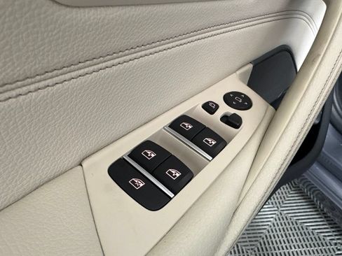 Certified 2022 BMW 530i w/ Premium Package RWD image 20