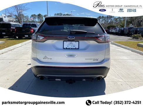 Certified 2017 Ford Edge Titanium w/ Technology Package image 5