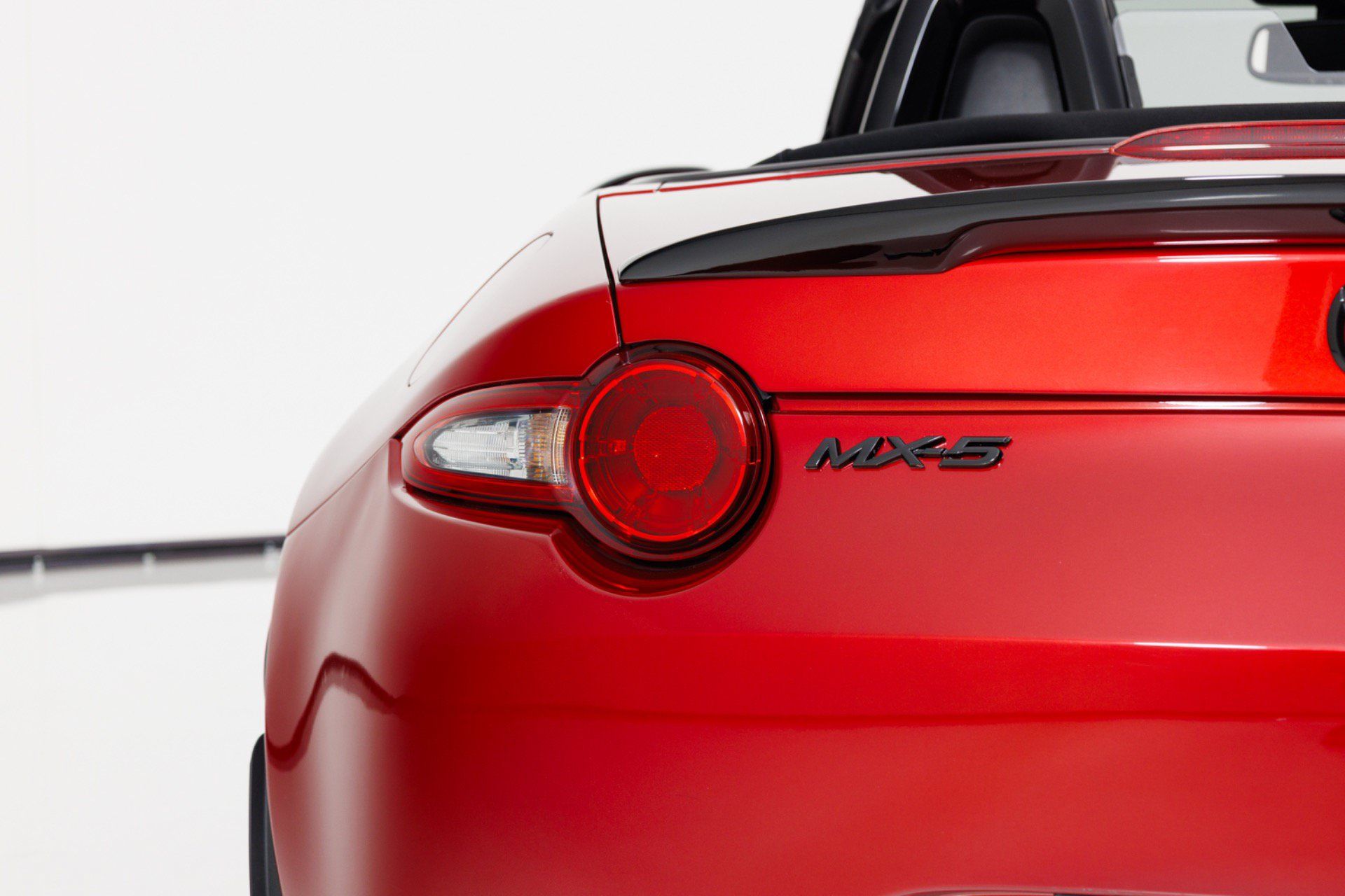 Used 2016 MAZDA MX-5 Miata Grand Touring RWD image 63