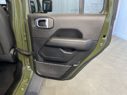 Certified 2021 Jeep Wrangler Unlimited Sahara image 40