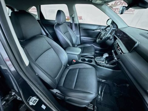 Used 2025 Kia Seltos EX AWD/4WD image 31