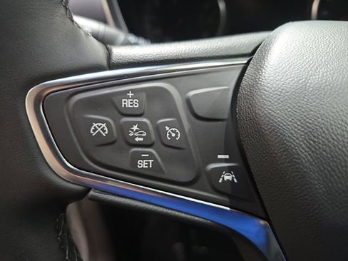 Used 2024 Chevrolet Equinox LT image 19