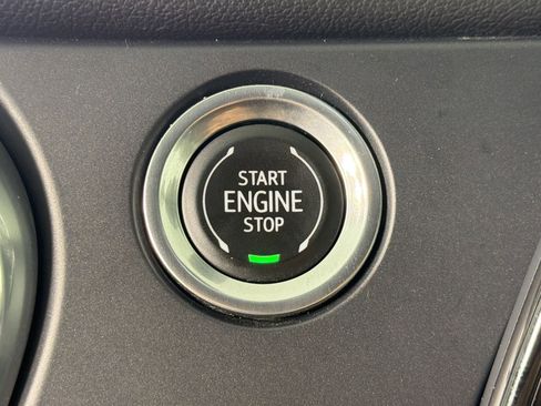 Used 2022 Chevrolet Blazer LT w/ Sound & Technology Package image 26