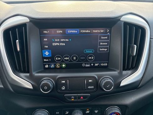 Used 2024 GMC Terrain SLT image 46