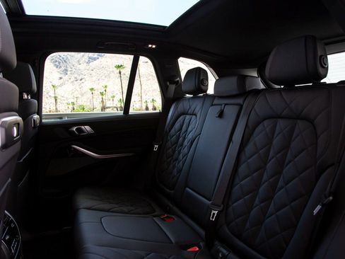 Used 2026 BMW X5 xDrive40i image 24