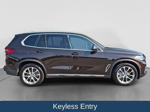 Used 2022 BMW X5 xDrive45e AWD/4WD image 9