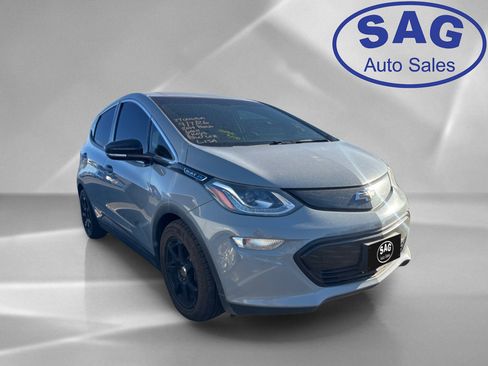 Used 2019 Chevrolet Bolt LT FWD image 2