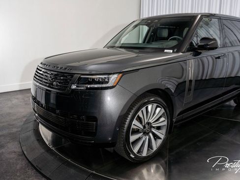 Used 2024 Land Rover Range Rover SV image 9