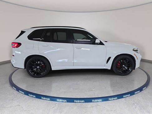 Used 2023 BMW X5 xDrive40i w/ M Sport Package AWD/4WD image 6